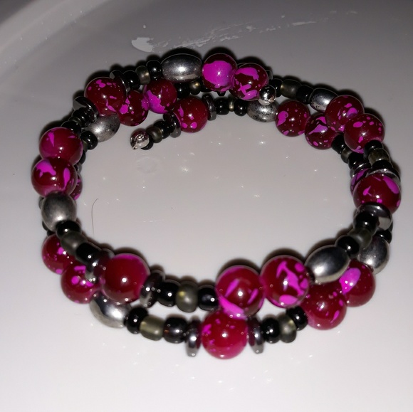 Fushia Paint bangle bracelet - Picture 3 of 4